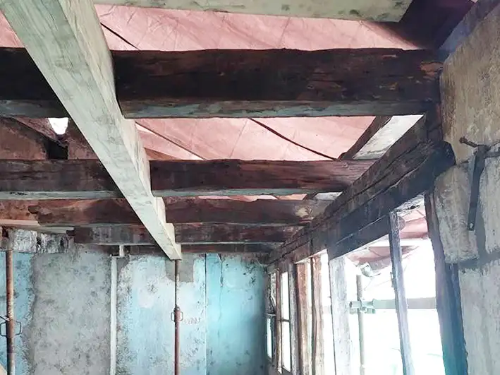 Réparation charpente figeac